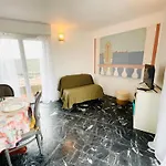 Апартаменти French Riviera Centre Port Balcon Panoramique Et Clim
