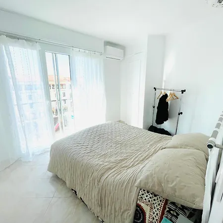 Апартаменти French Riviera Centre Port Balcon Panoramique Et Clim Сен-Рафаель