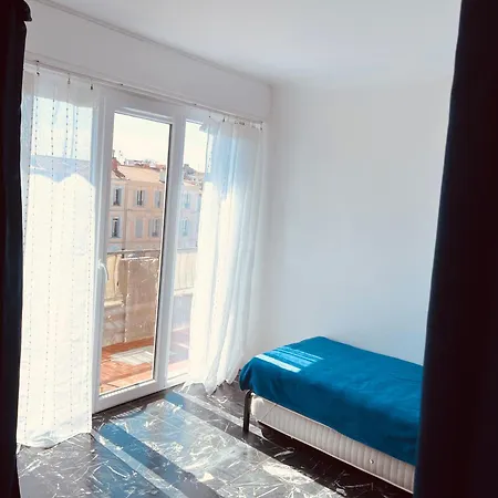 French Riviera Centre Port Balcon Panoramique Et Clim * Сен-Рафаель