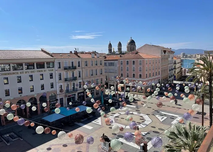 דירה French Riviera Centre Port Balcon Panoramique Et Clim Saint-Raphaël