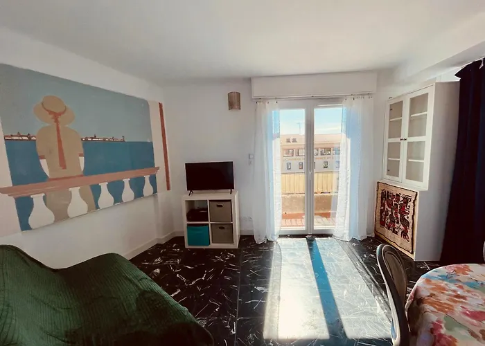 French Riviera Centre Port Balcon Panoramique Et Clim * Saint-Raphaël